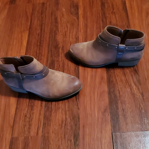Clark's brown ankle boots sz 7 - Picture 4 of 7